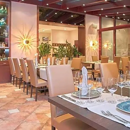 Hotel- Restaurant Doppeladler Hotel Rees